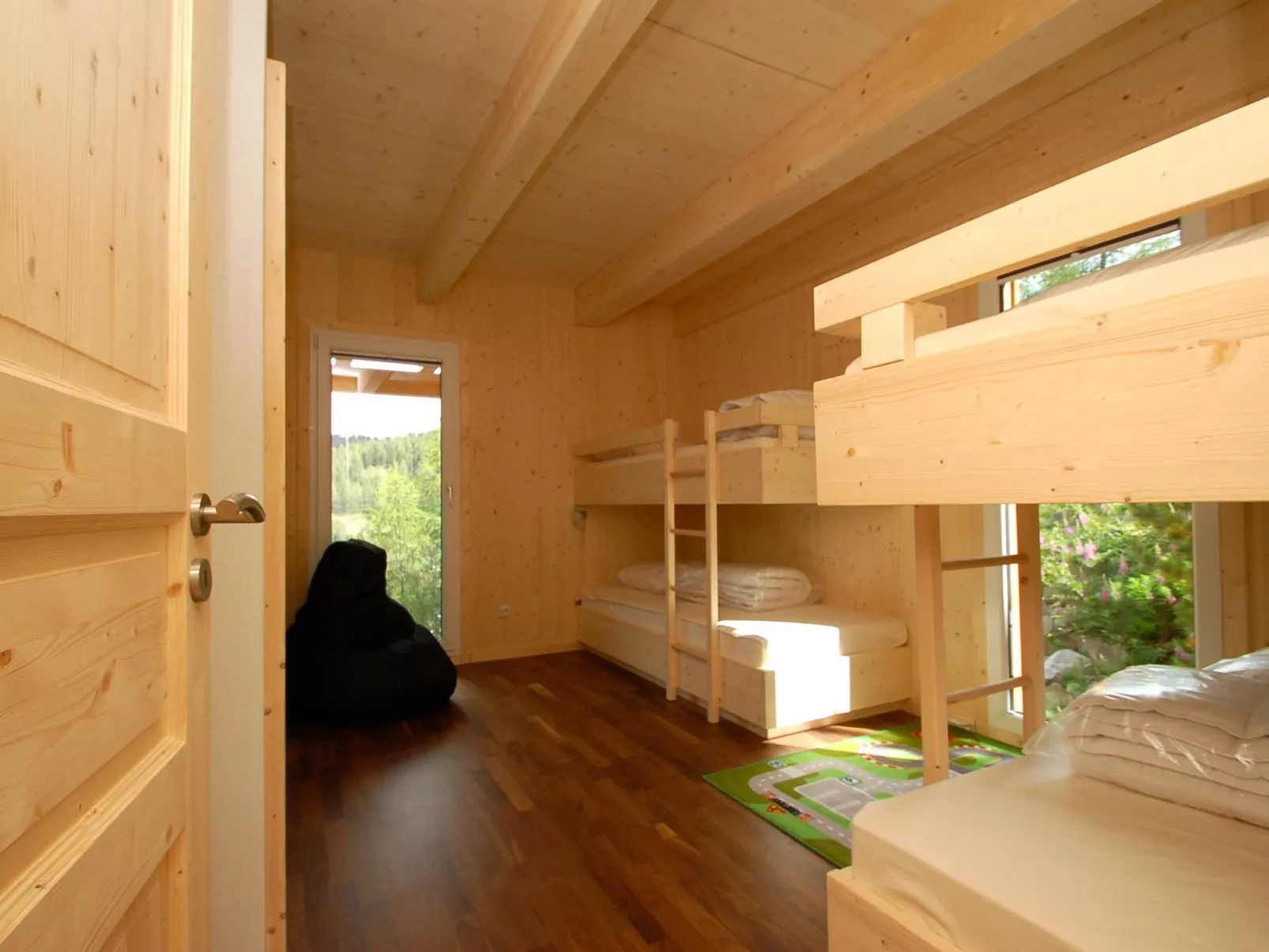 #16 mit IR-Sauna&Sprudelbad innen-Inside