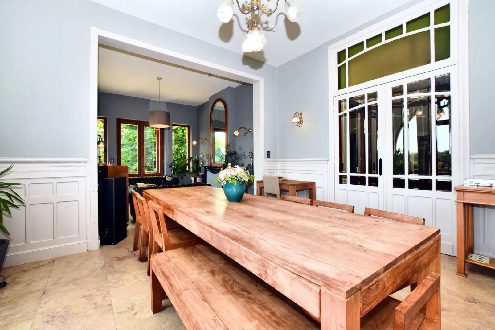 Lumen 7-Dining room