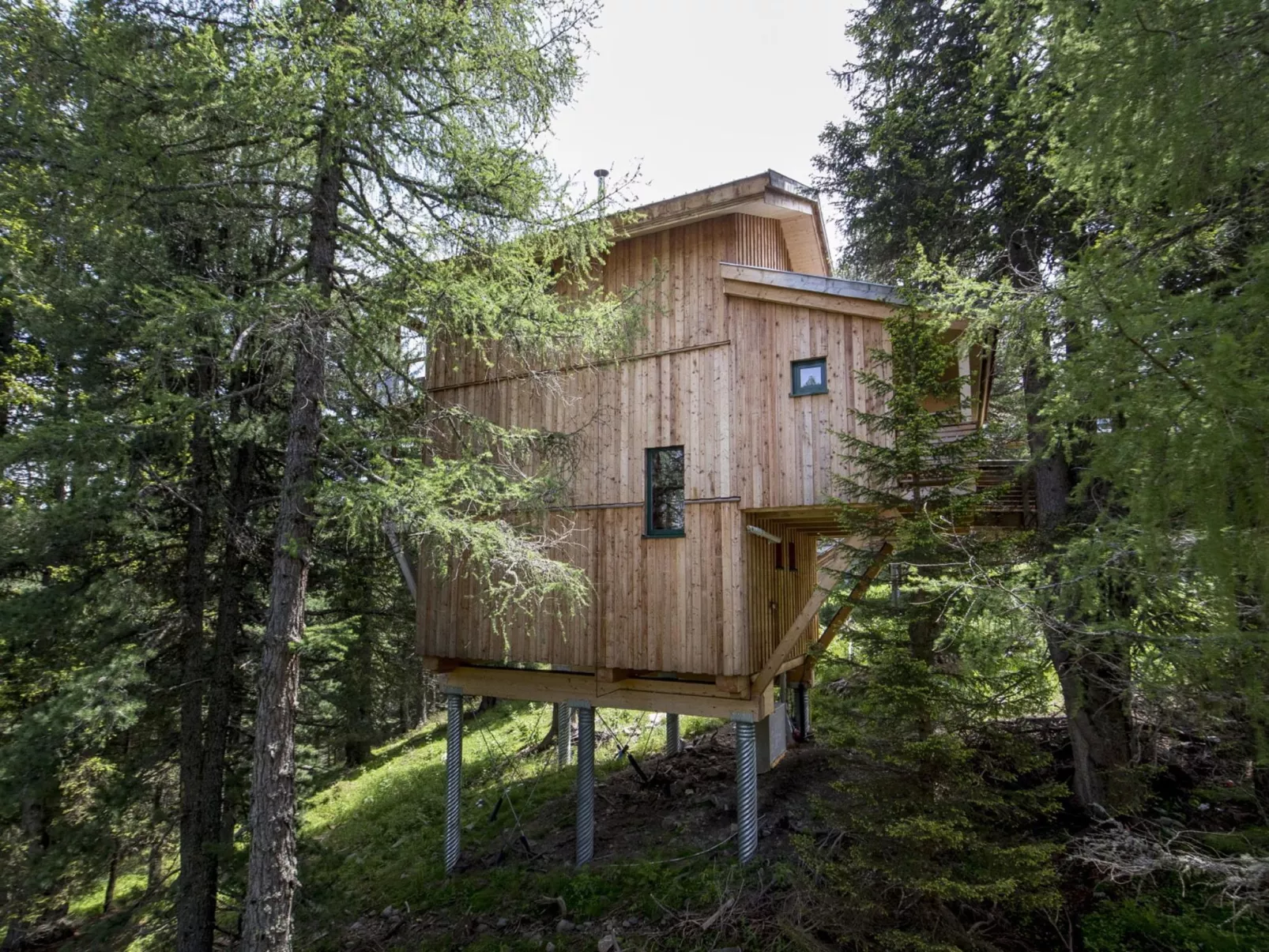 # 20 mit IR-Sauna & Sprudelwanne innen-Outside
