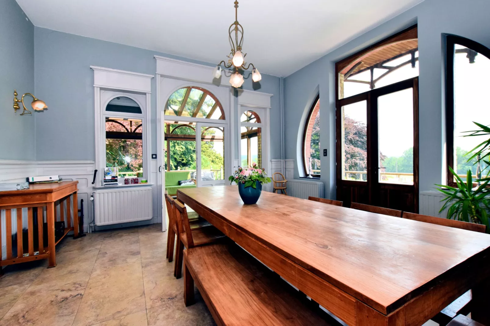 Lumen 7-Dining room
