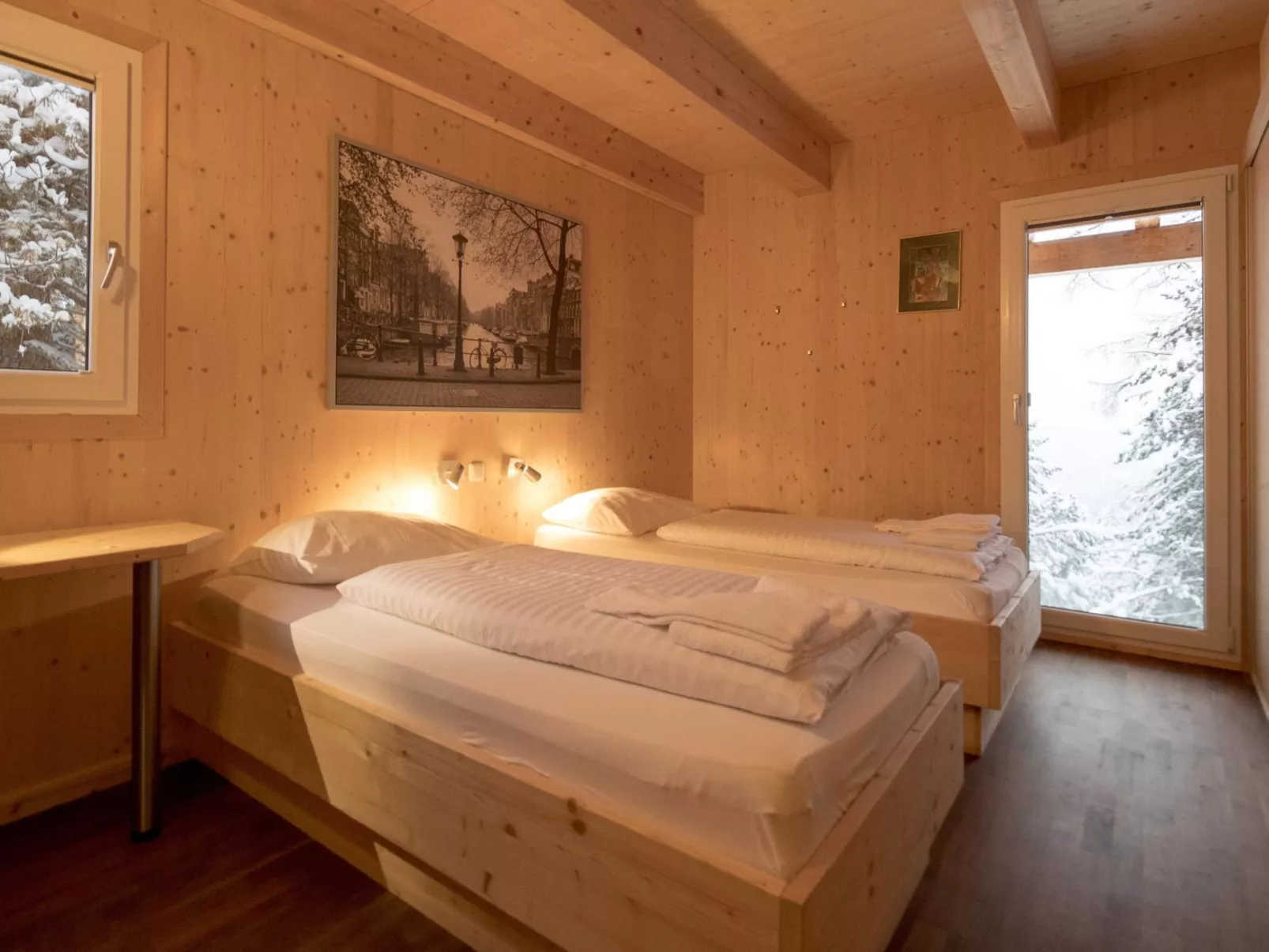 #24 mit IR-Sauna & Sprudelwanne Innen-Inside