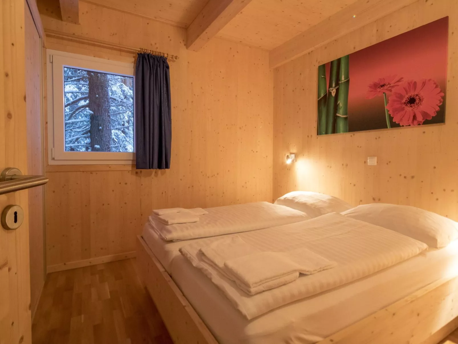 #27 mit IR-Sauna und Sprudelbad Innen-Inside