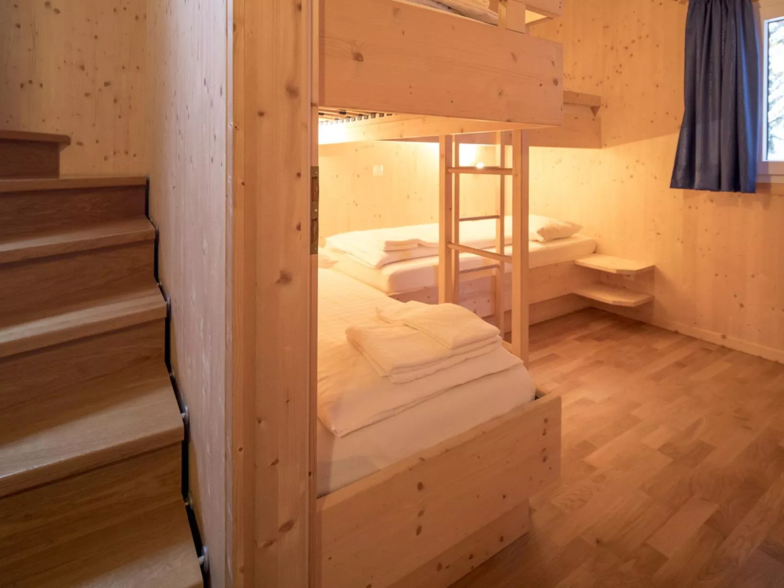 #29 mit IR-Sauna und Sprudelbad Innen-Inside