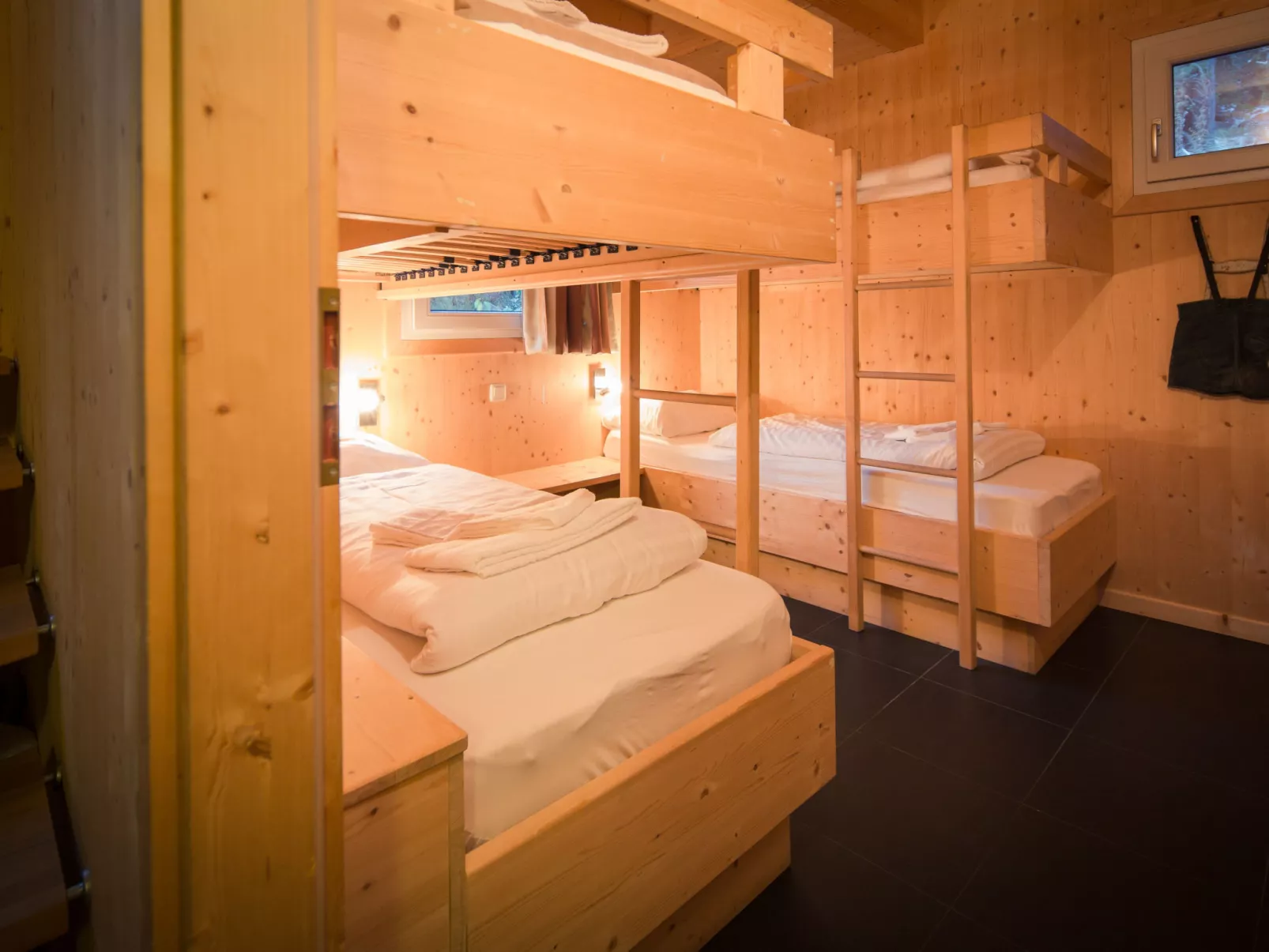 #34 mit IR-Sauna und Sprudelbad innen-Inside