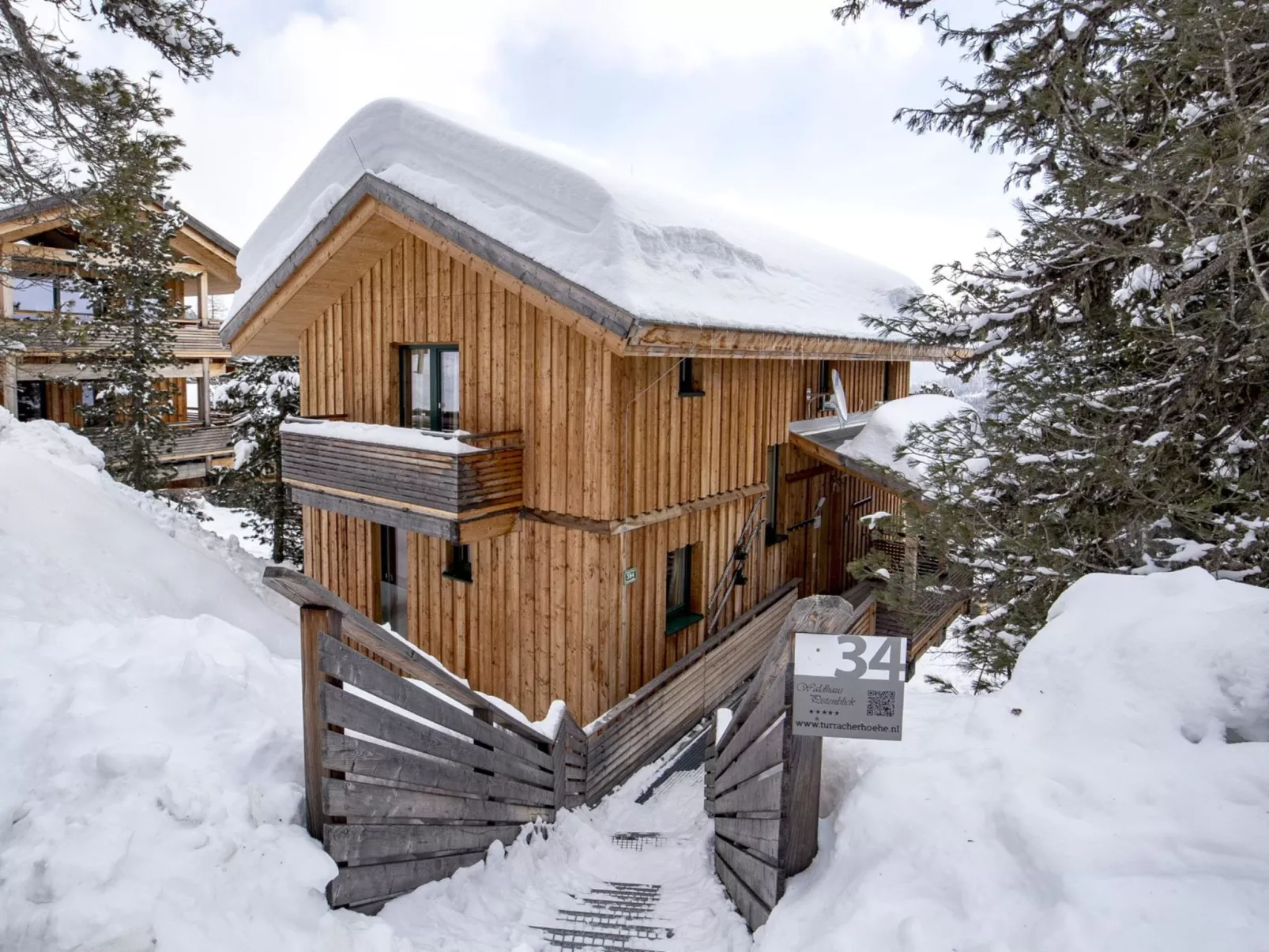 #34 mit IR-Sauna und Sprudelbad innen-Outside