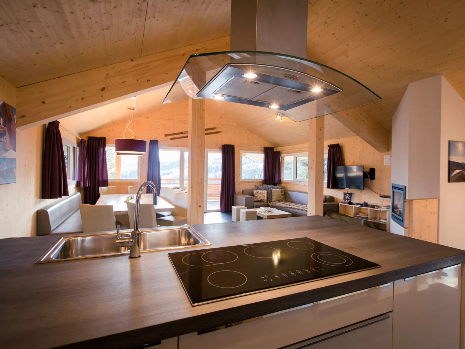 #37 mit IR-Sauna und Sprudelbad Innen-Inside