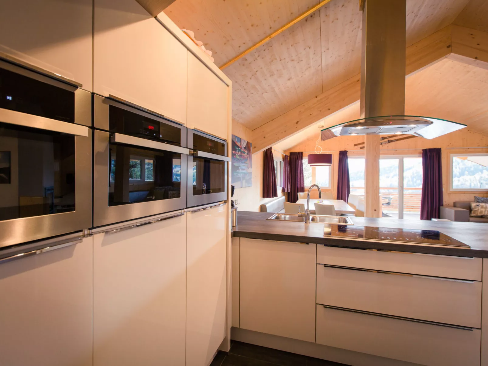 #37 mit IR-Sauna und Sprudelbad Innen-Inside