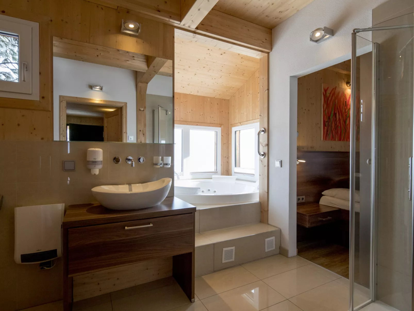#38 mit IR-Sauna und Sprudelbad innen-Inside