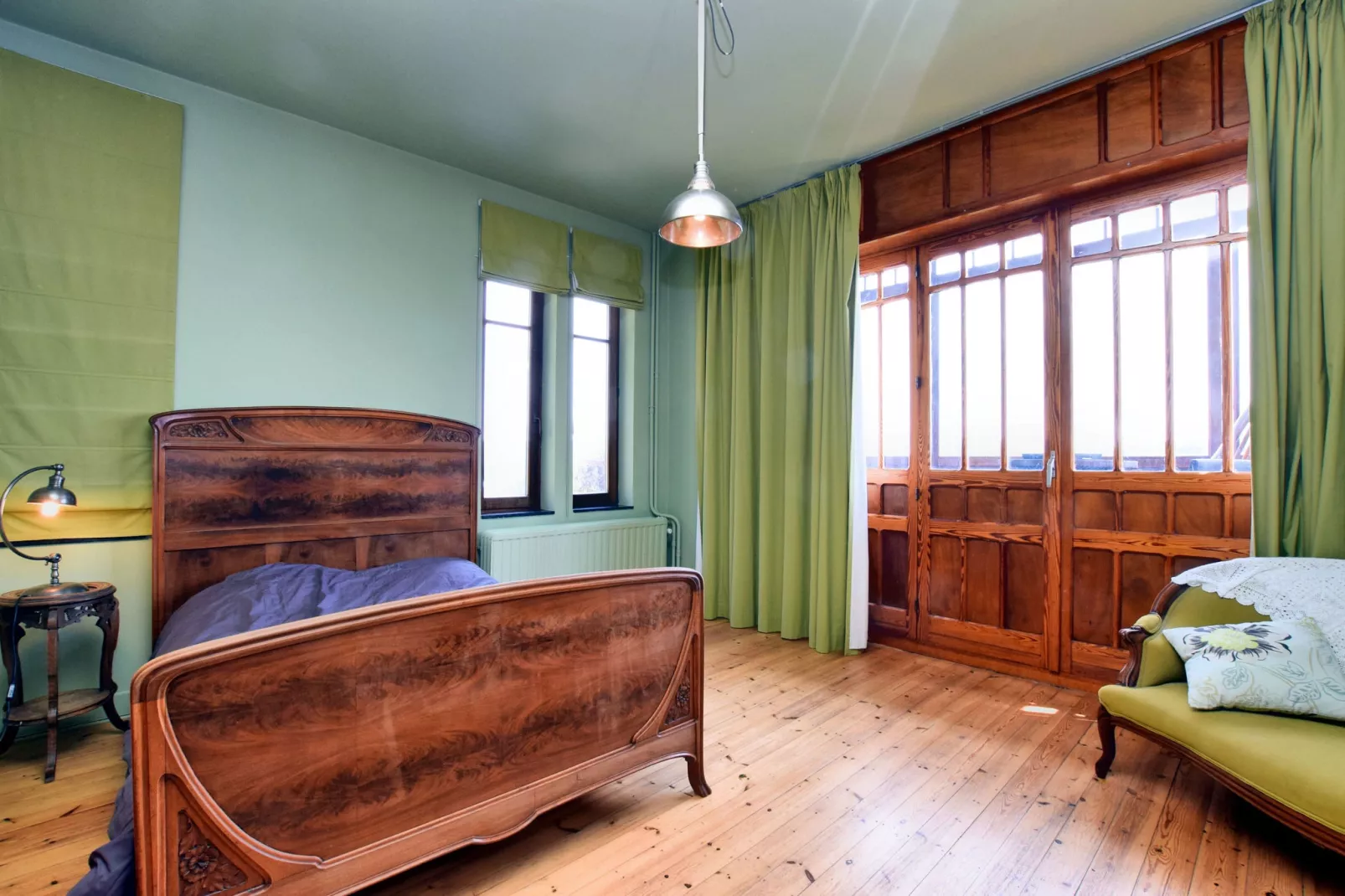 Lumen 7-Bedroom