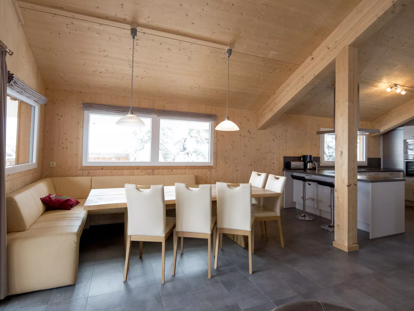 #43 mit Sauna und Sprudelbad Innen-Inside