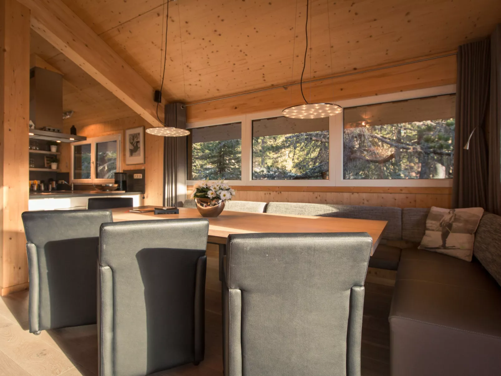 #42 mit Sauna und Sprudelbad innen-Inside