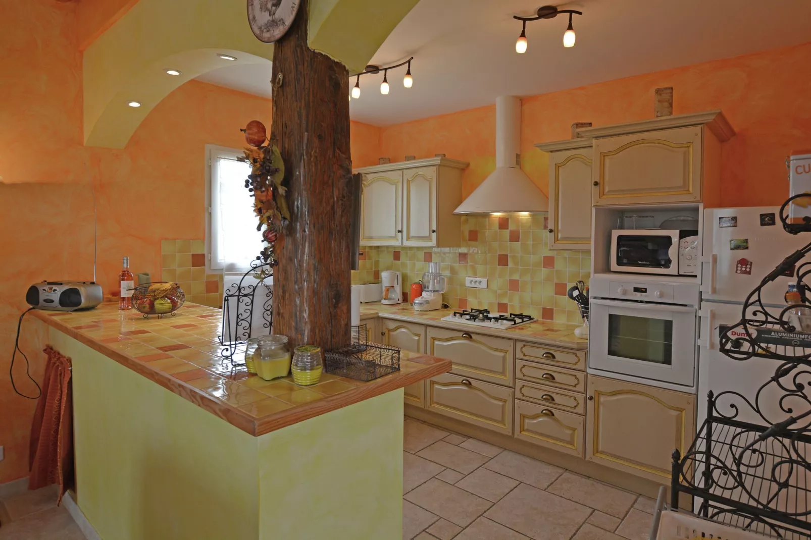 La Soléiade-Kitchen