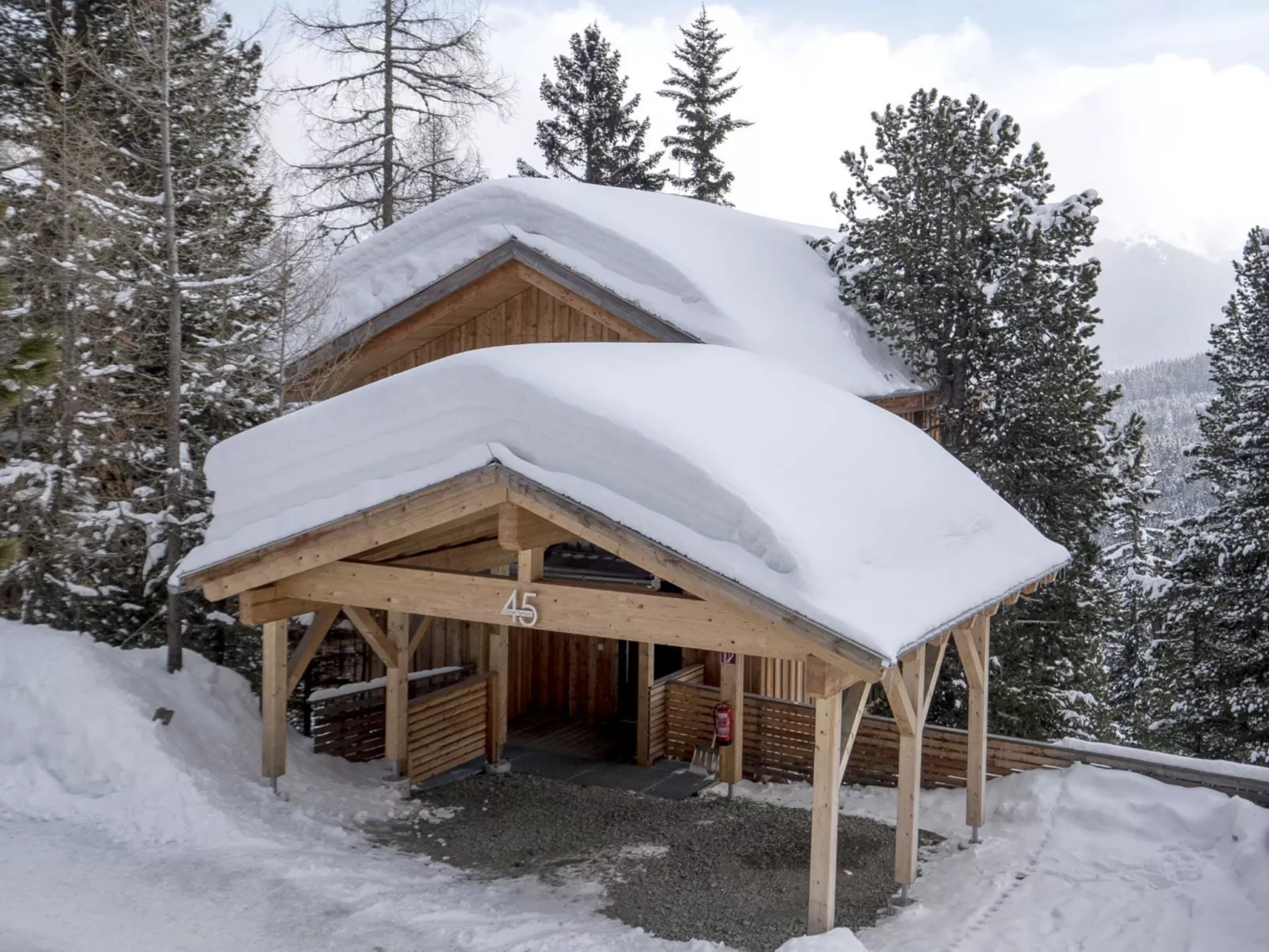 #45 mit IR-Sauna und Sprudelbad innen-Outside