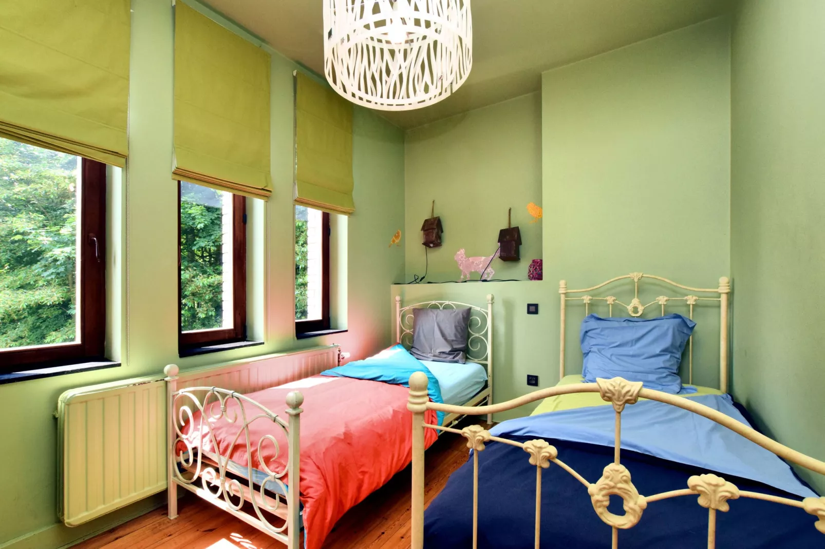 Lumen 7-Bedroom