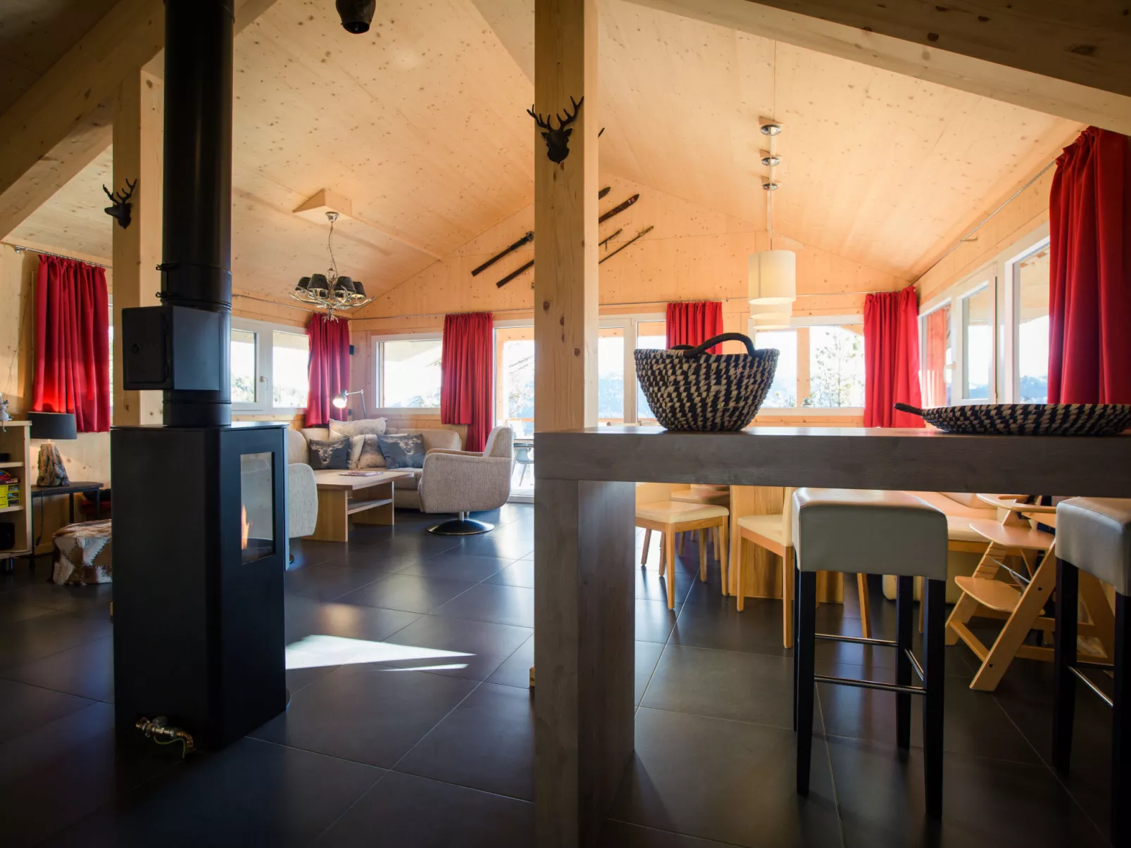 #48 mit IR-Sauna und Sprudelbad aussen-Inside