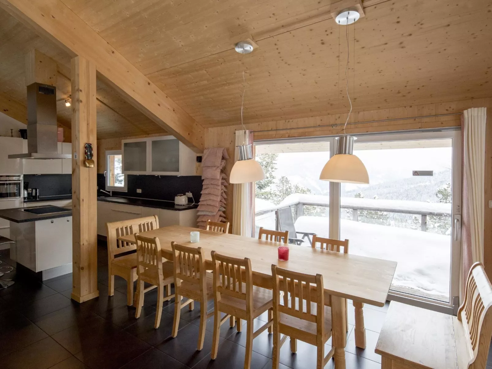 #26 mit IR-Sauna und Sprudelbad innen-Inside