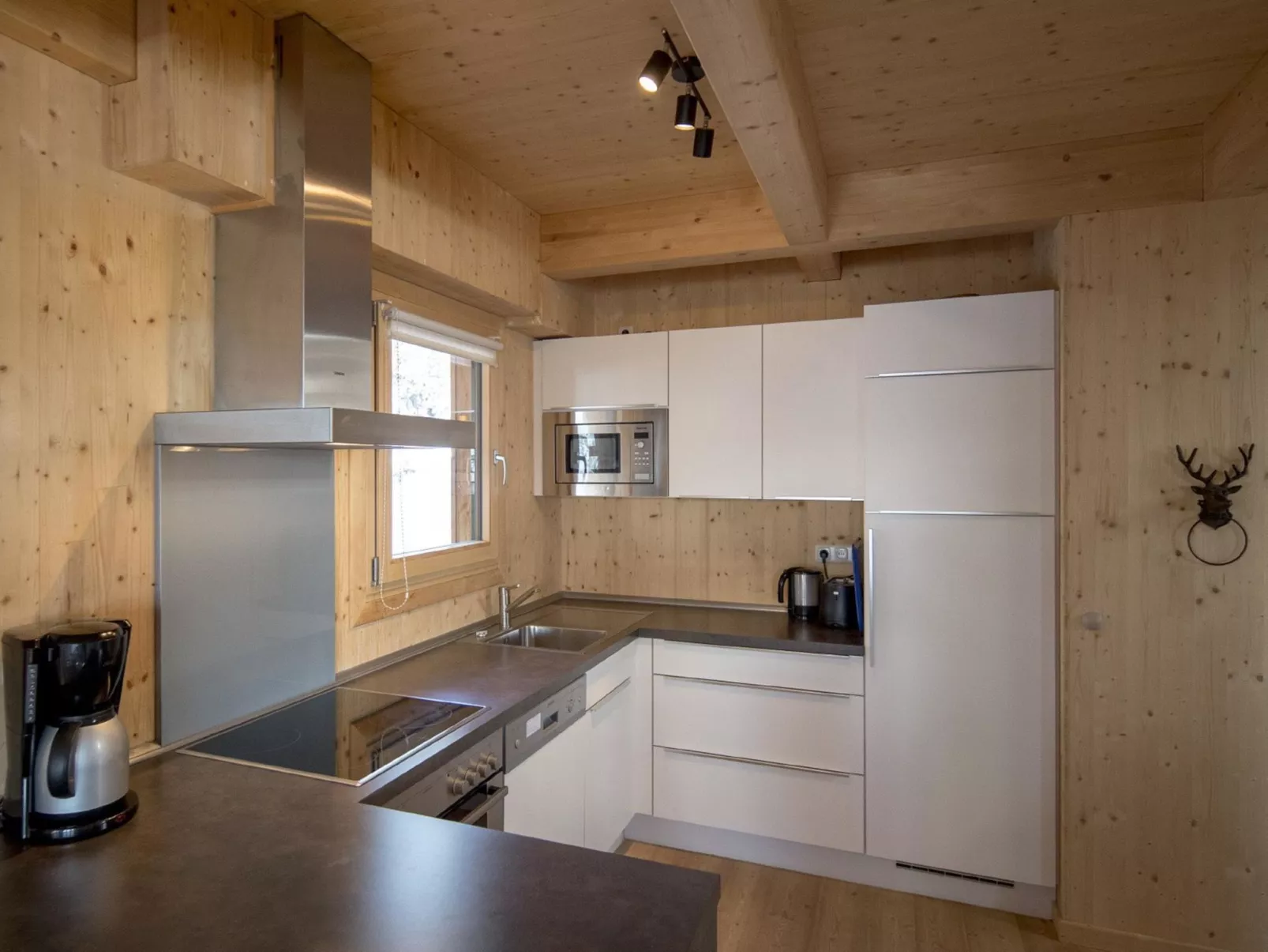 #32 mit IR-Sauna & Sprudelwanne Innen-Inside