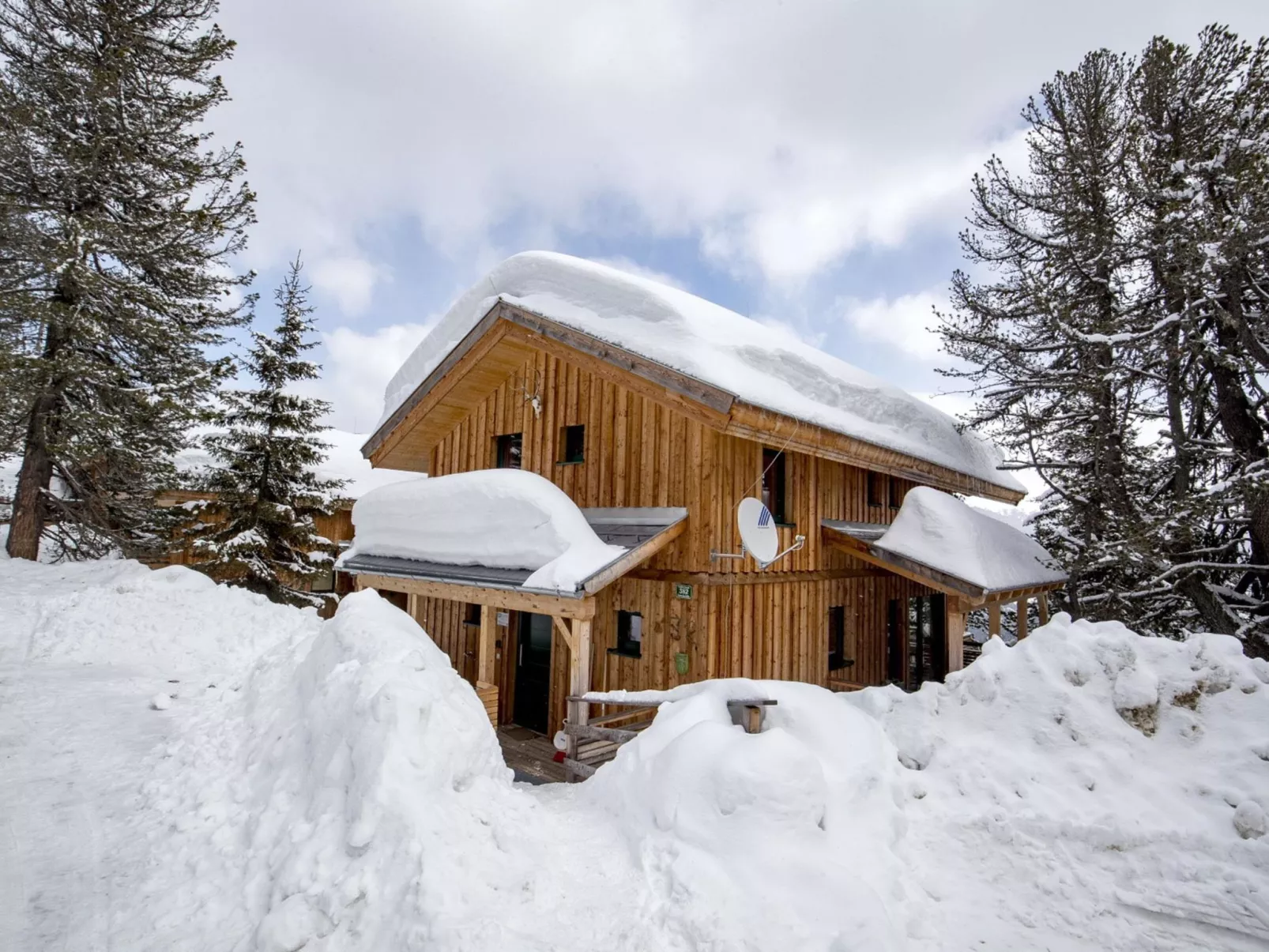 #32 mit IR-Sauna & Sprudelwanne Innen-Outside