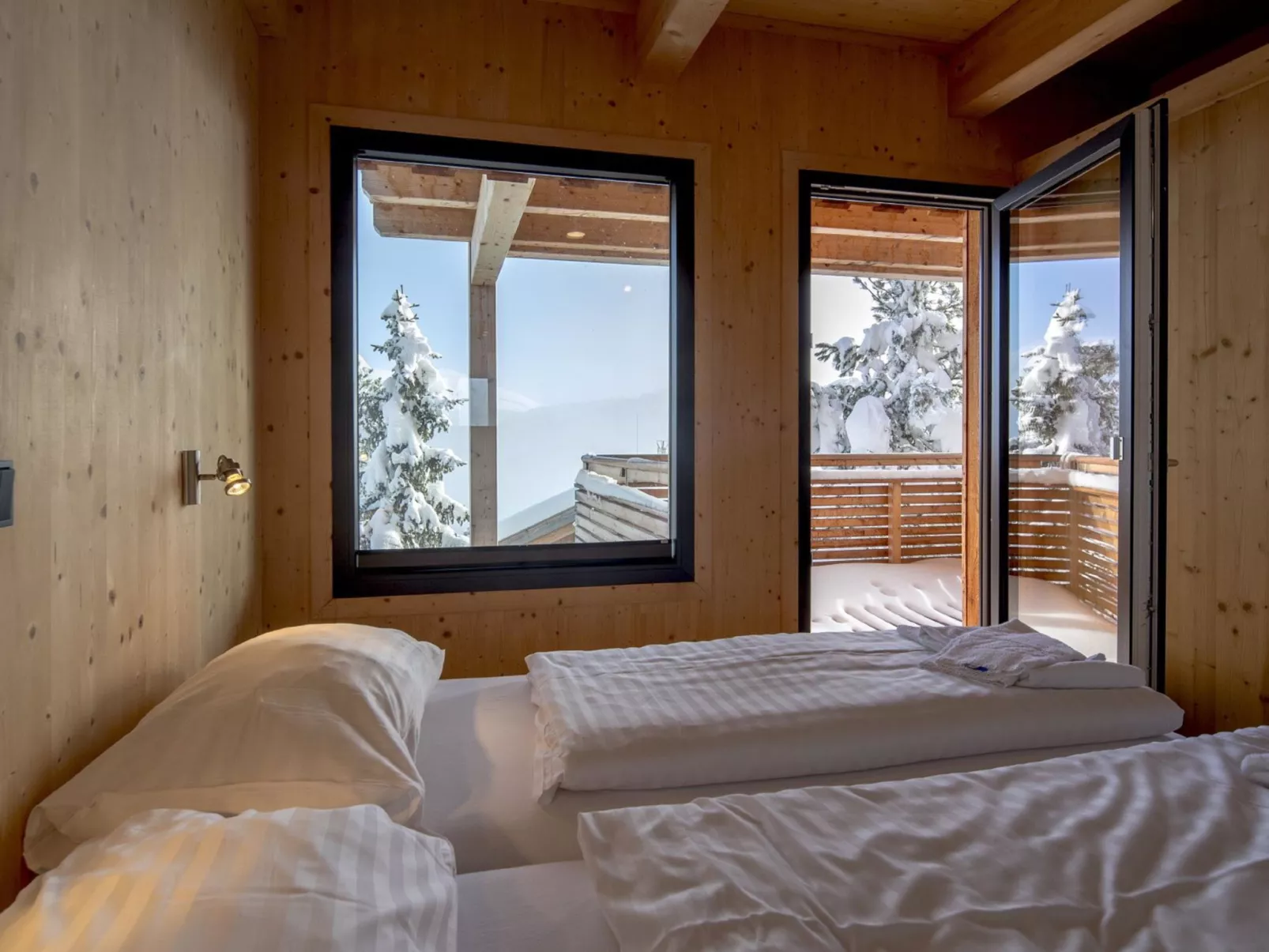 #3 mit IR-Sauna & Sprudelwanne-Inside