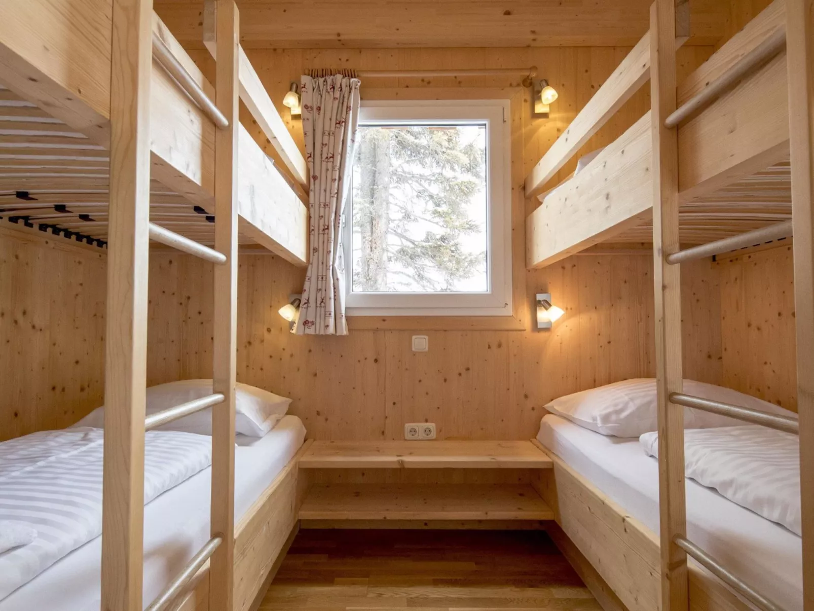 #41 mit Sauna und Sprudelbad innen-Inside