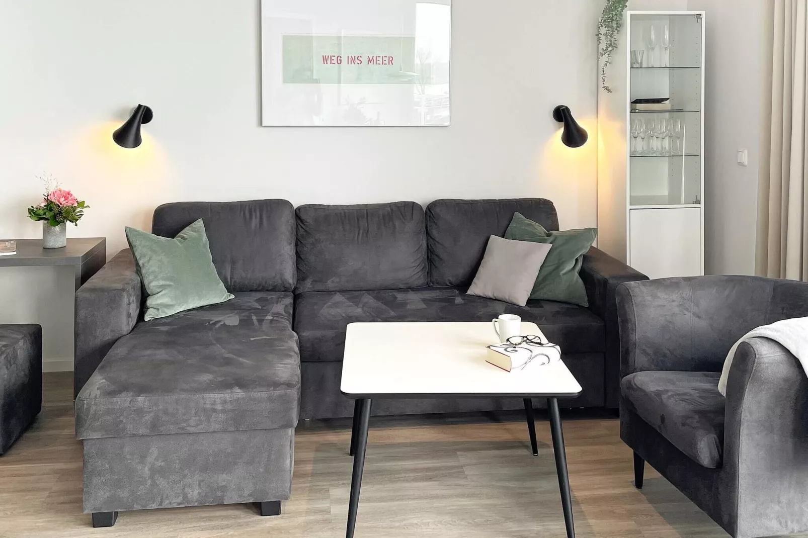 Gemütliches modernes Apartment mit Meerblick-Innenbereich