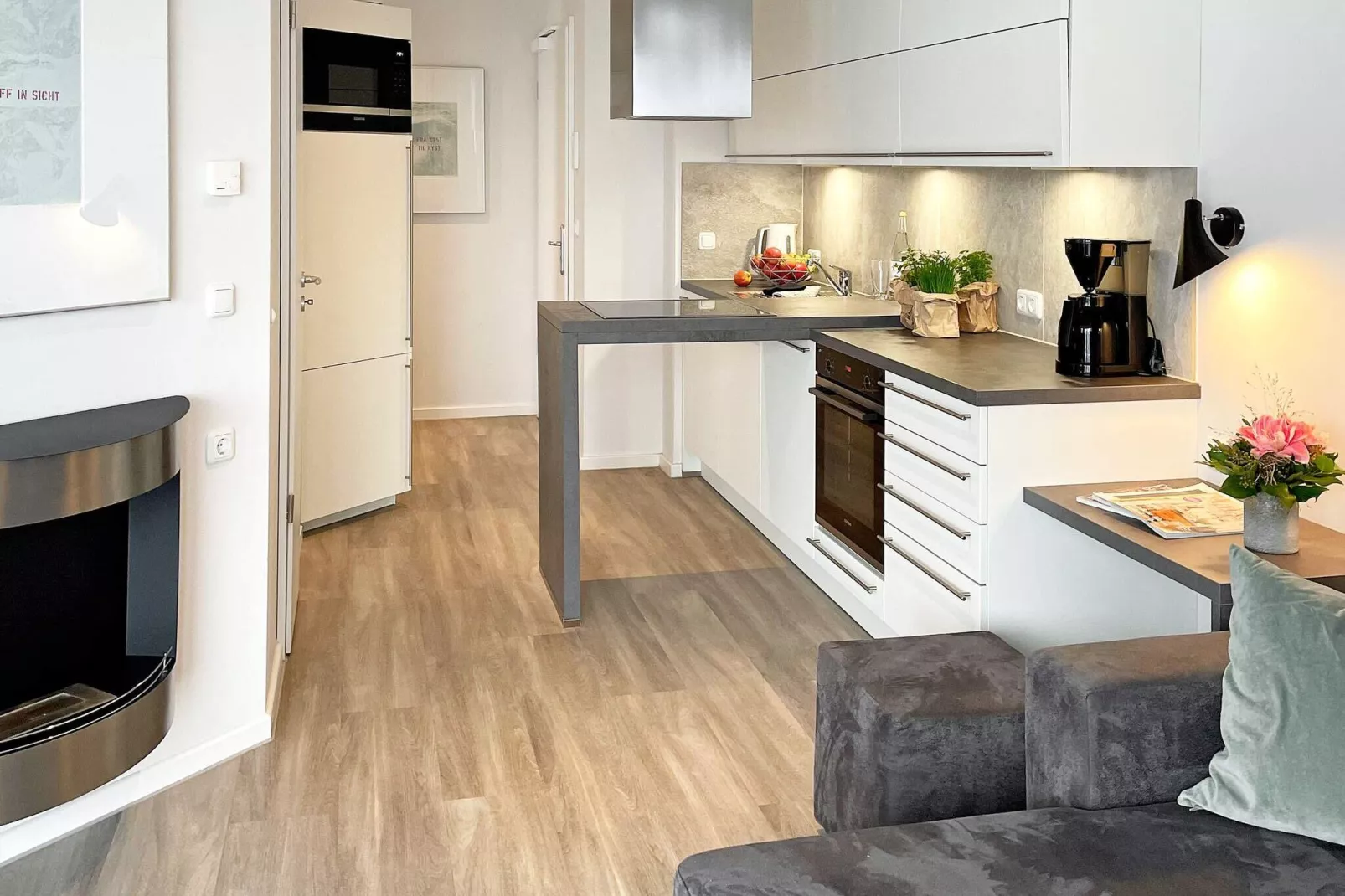 Gemütliches modernes Apartment mit Meerblick-Innenbereich