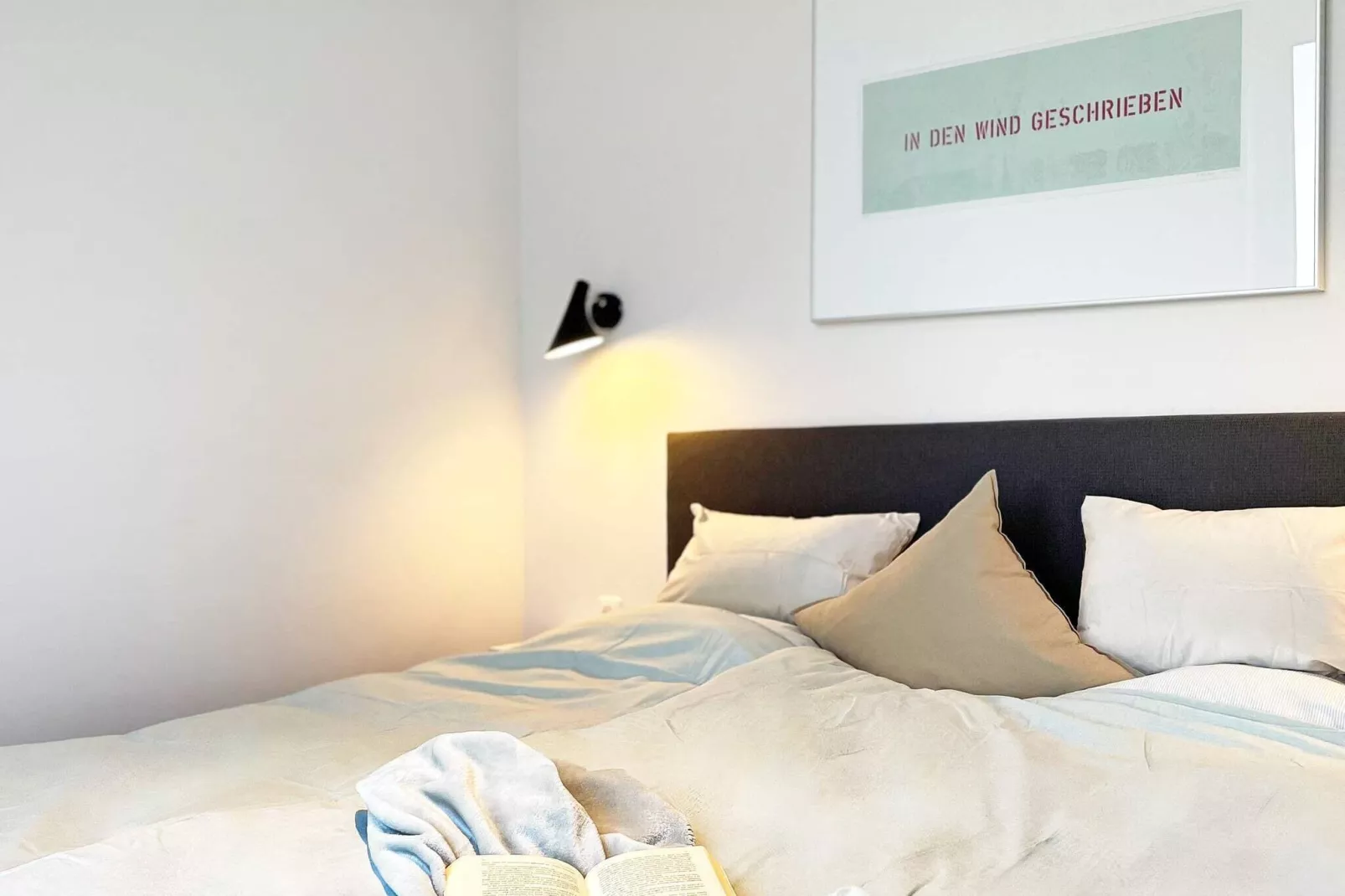 Gemütliches modernes Apartment mit Meerblick-Innenbereich