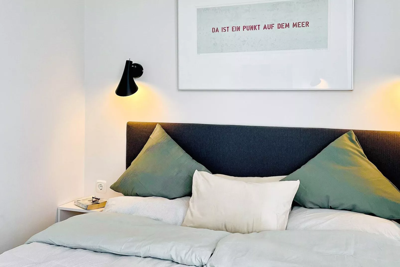 Gemütliches modernes Apartment mit Meerblick-Innenbereich