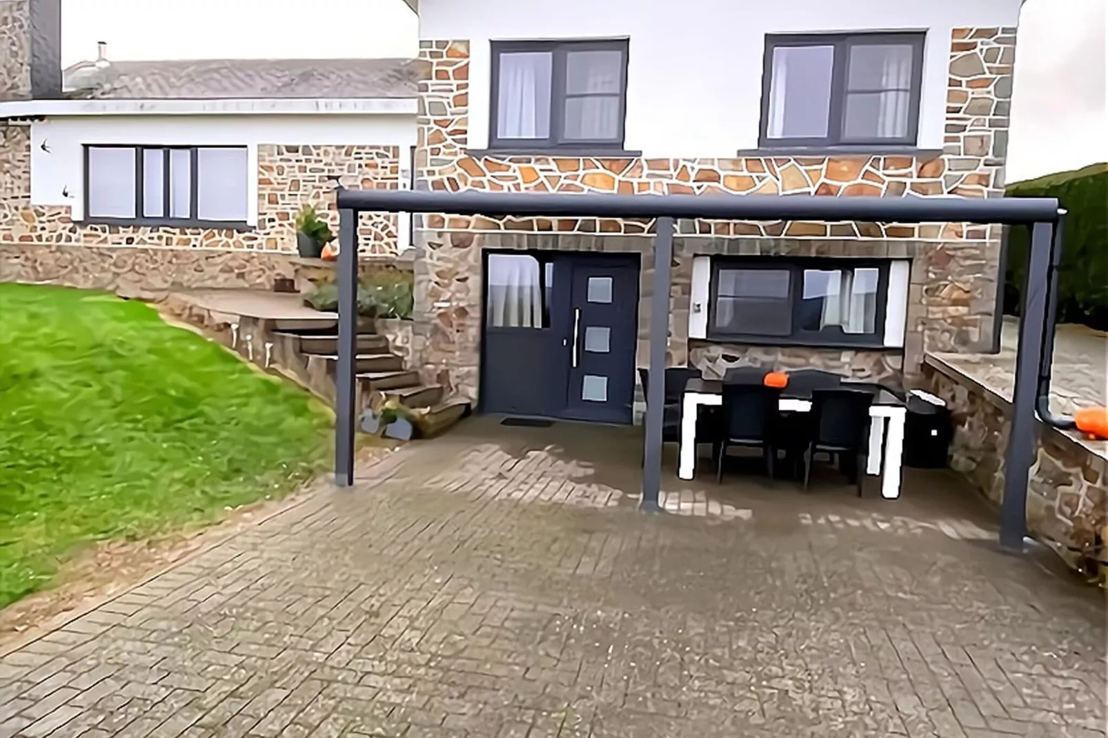 Très belle habitation à Lierneux pour 5 adultes-Extérieur été