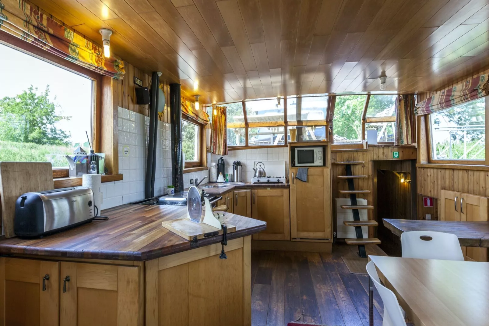 St Antoine-Kitchen