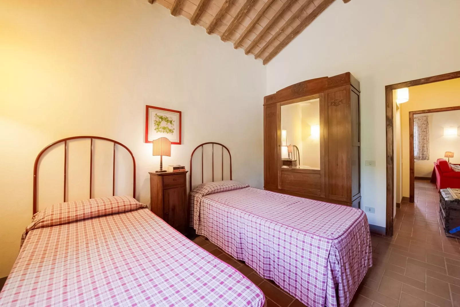 La Suvera-Bedroom
