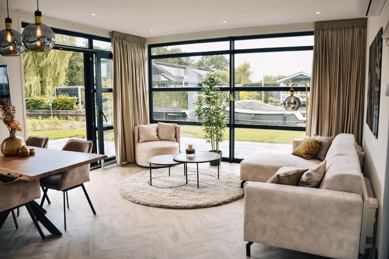 MarinaPark Nieuw Loosdrecht 1-Wohnzimmer