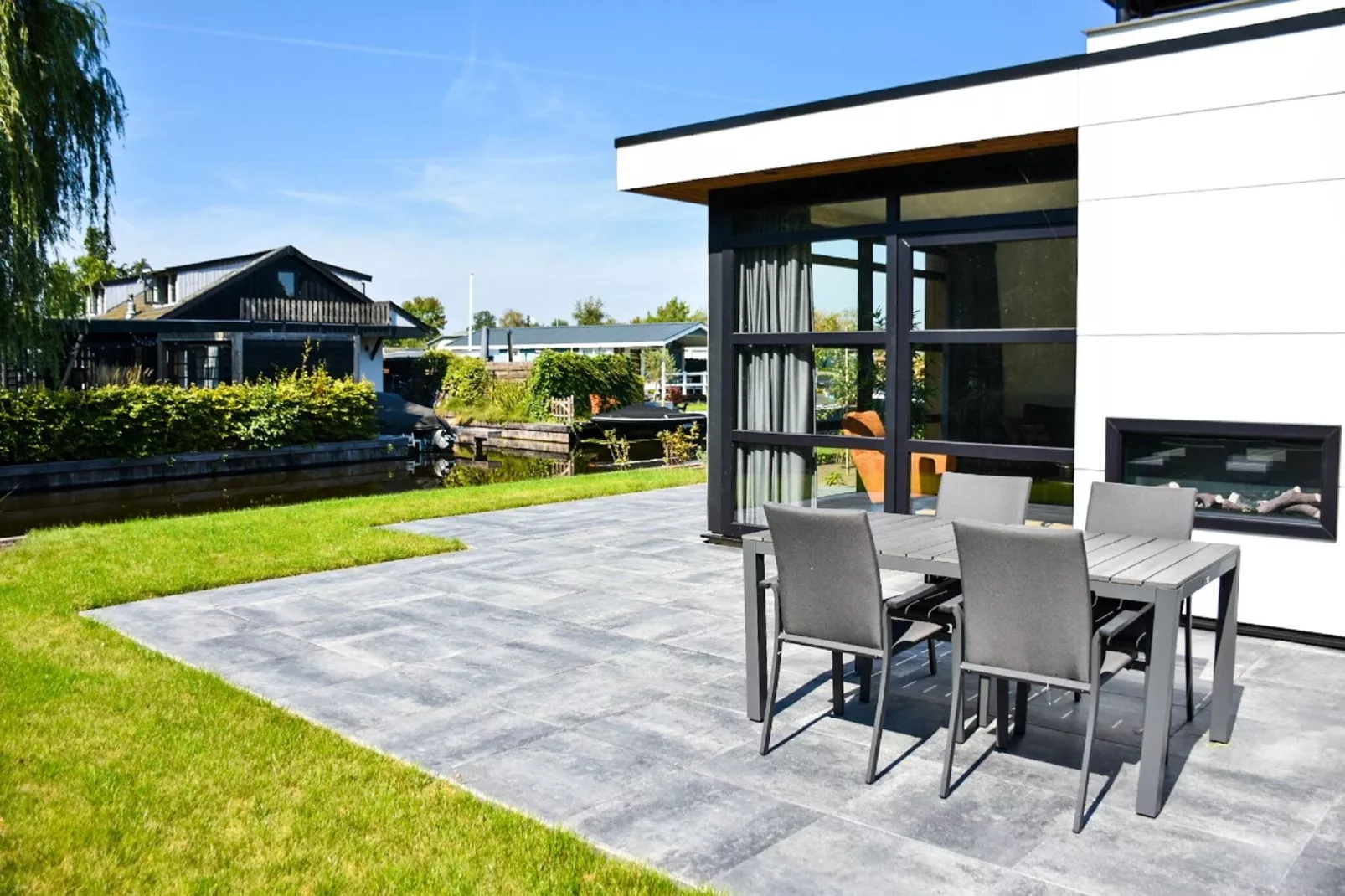MarinaPark Nieuw Loosdrecht 2-Terrassenbalkon
