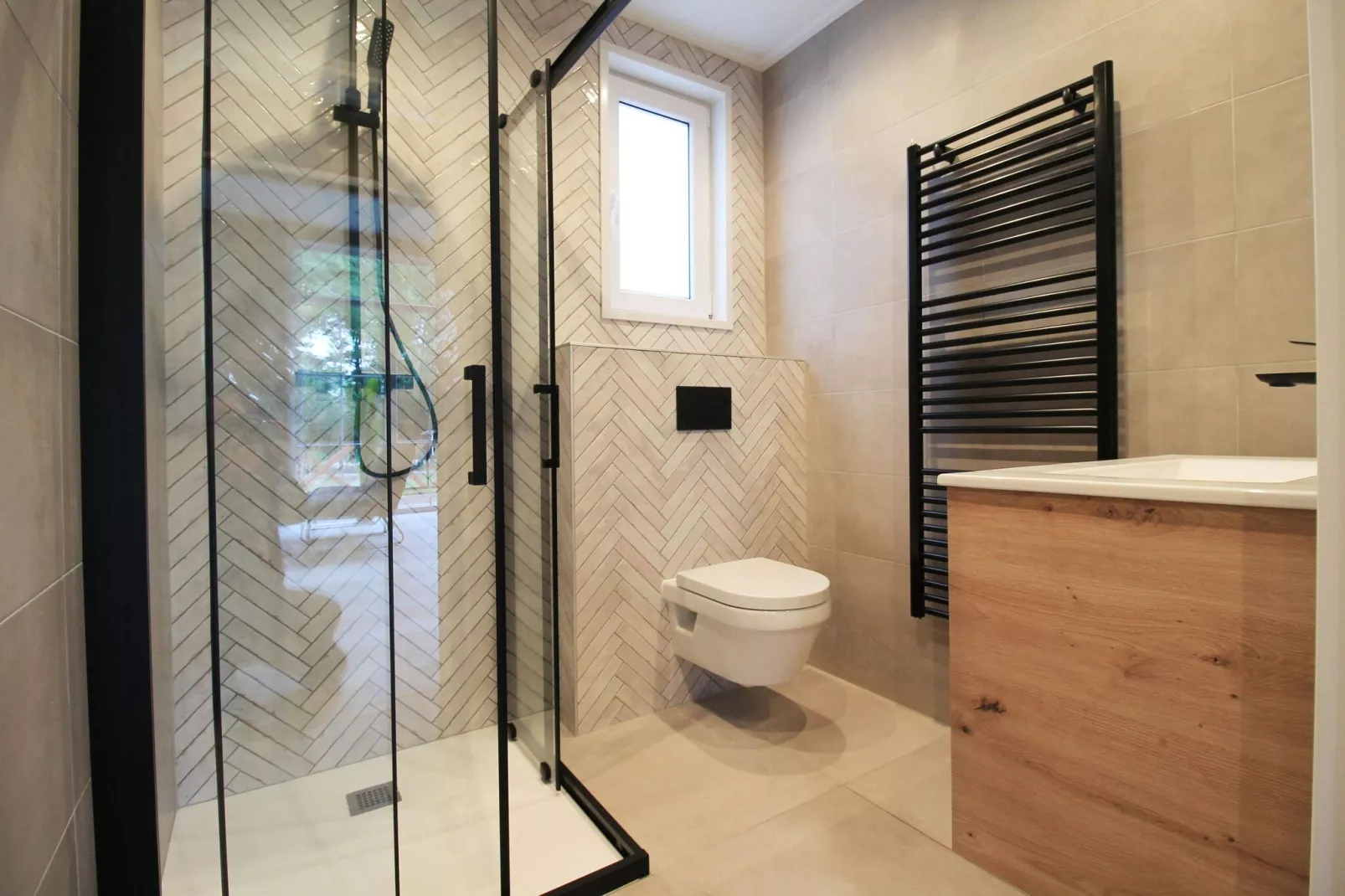 Vakantiepark De Rimboe & De Woeste Hoogte 42-Bathroom