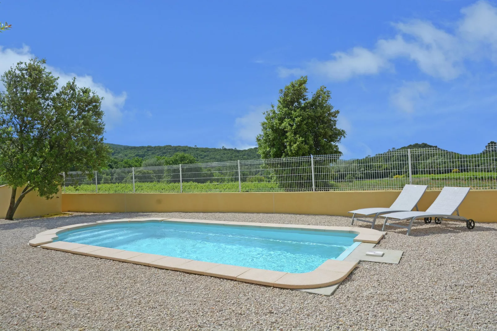 Le Mas-Pool
