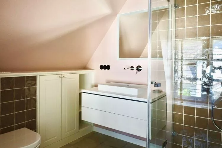 Kapteins Hüüs - OG-Bathroom