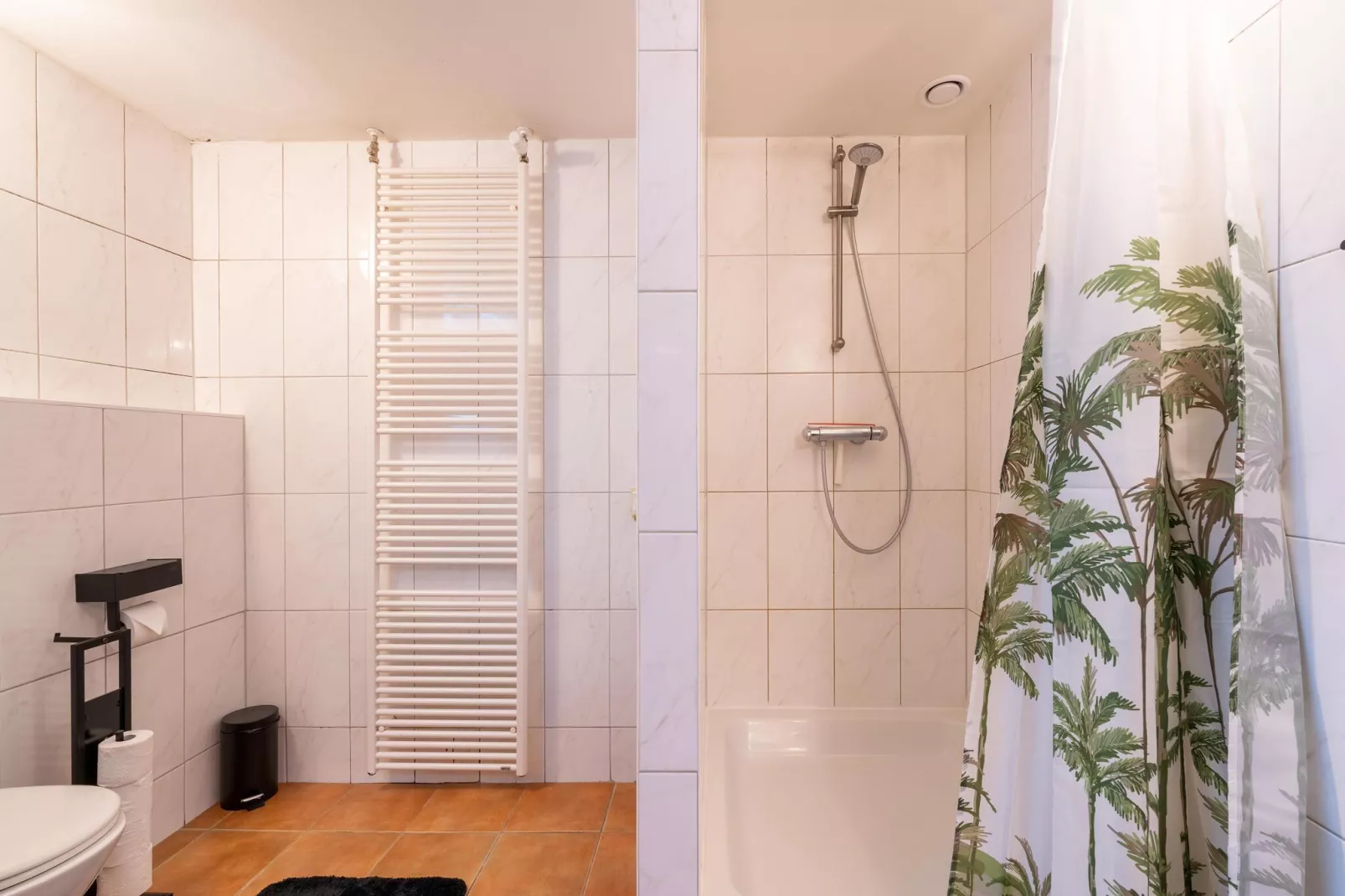 Geulhuisje-Bathroom