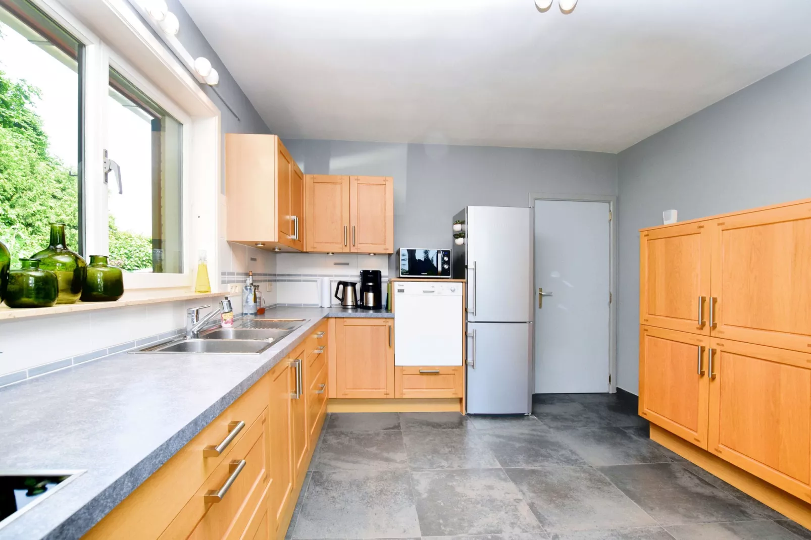 Lumen 5-Kitchen
