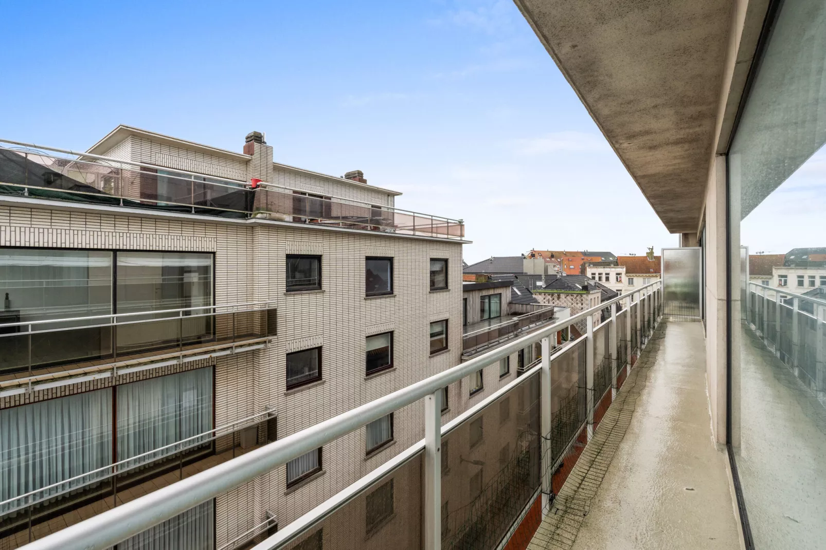 Isis 5C-Terrace balcony