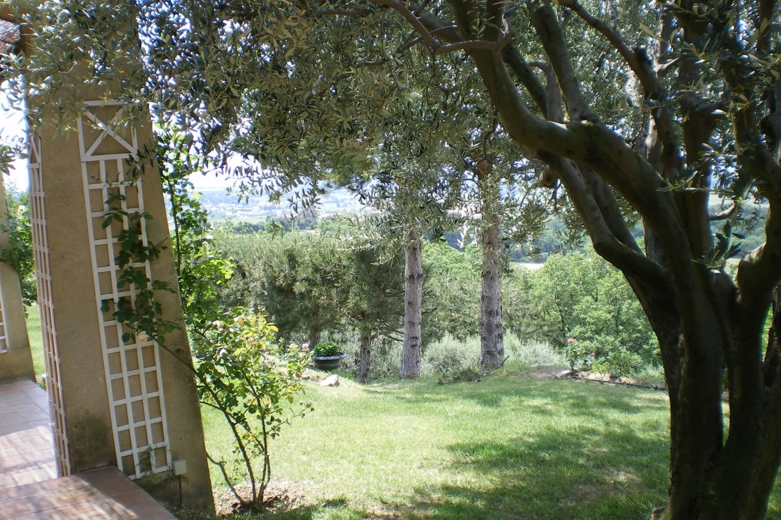 Laurence-Terrace balcony