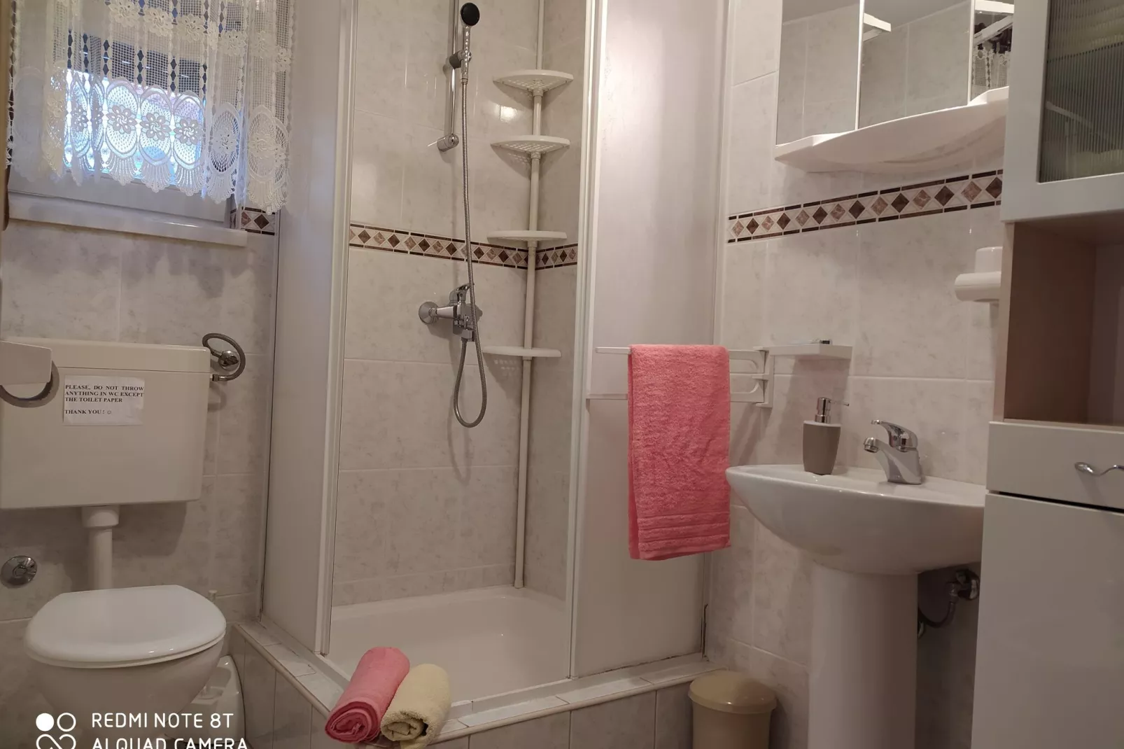 Tatjana-Bathroom