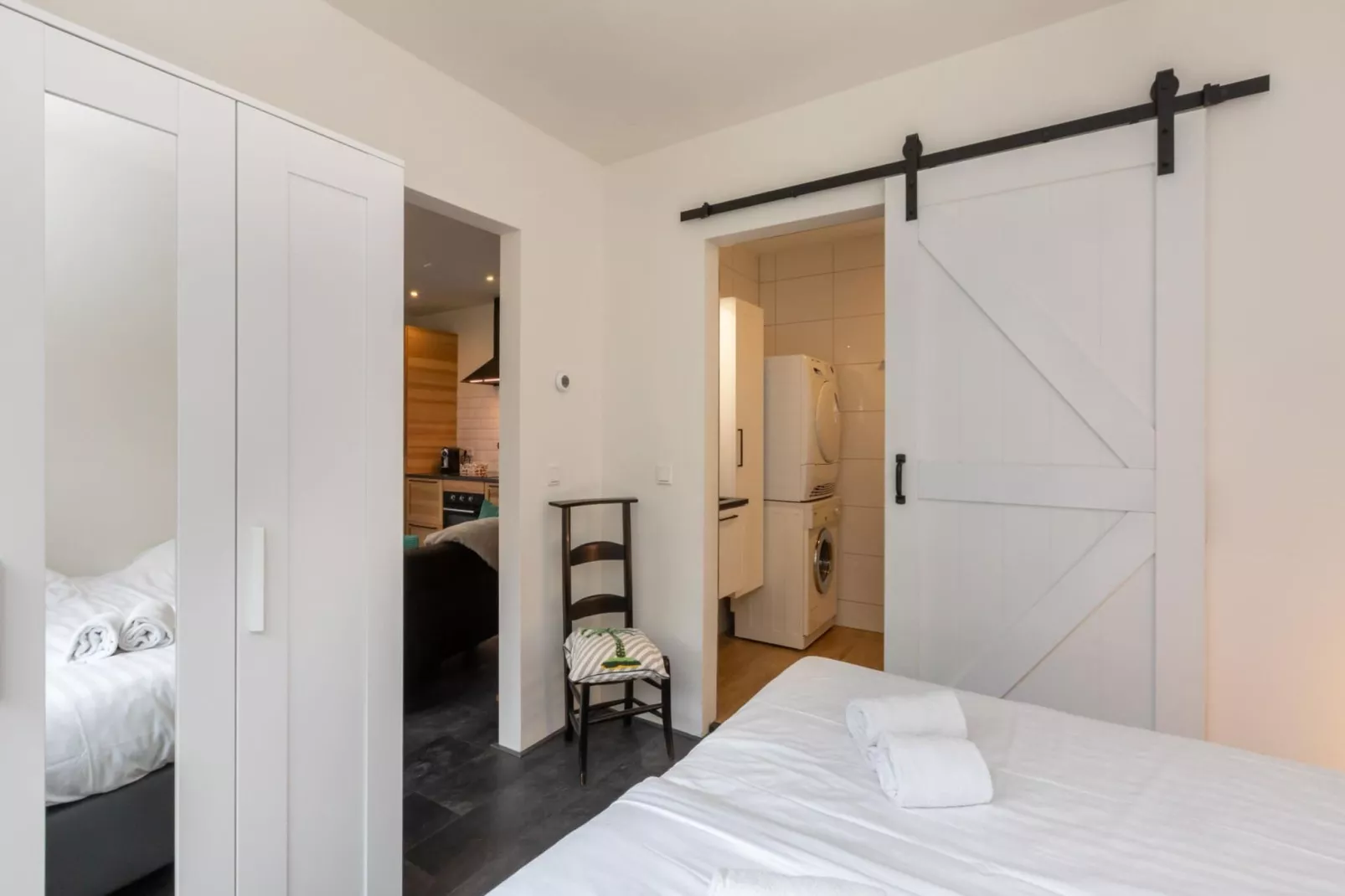Achterweg 10 l Zonnemaire 'Sol e Mar'-Bedroom