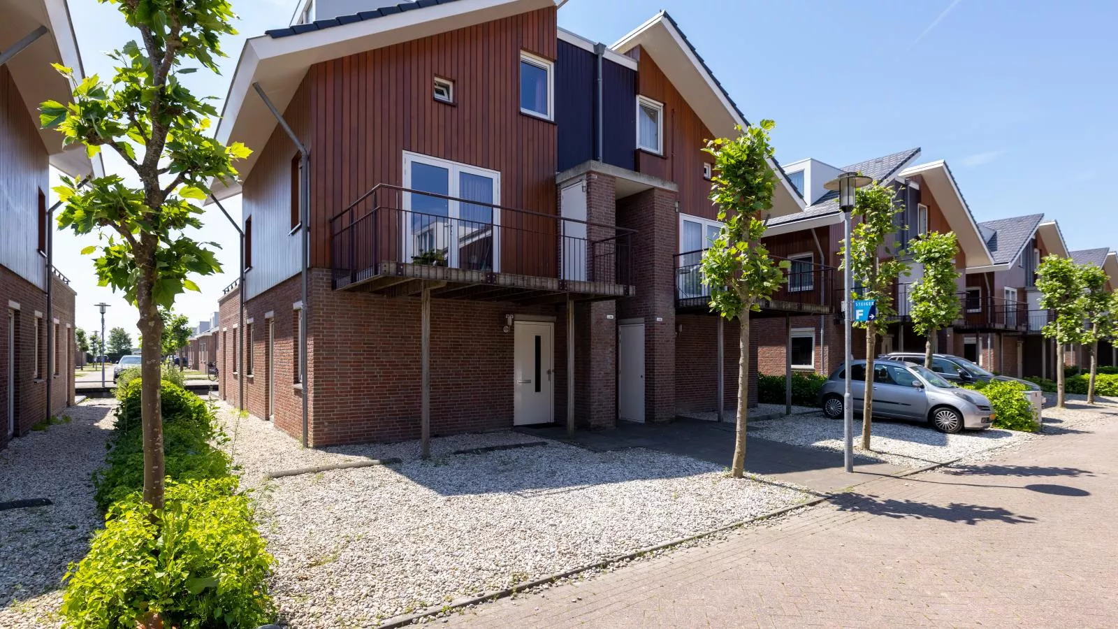 Assum Great-Exterior summer