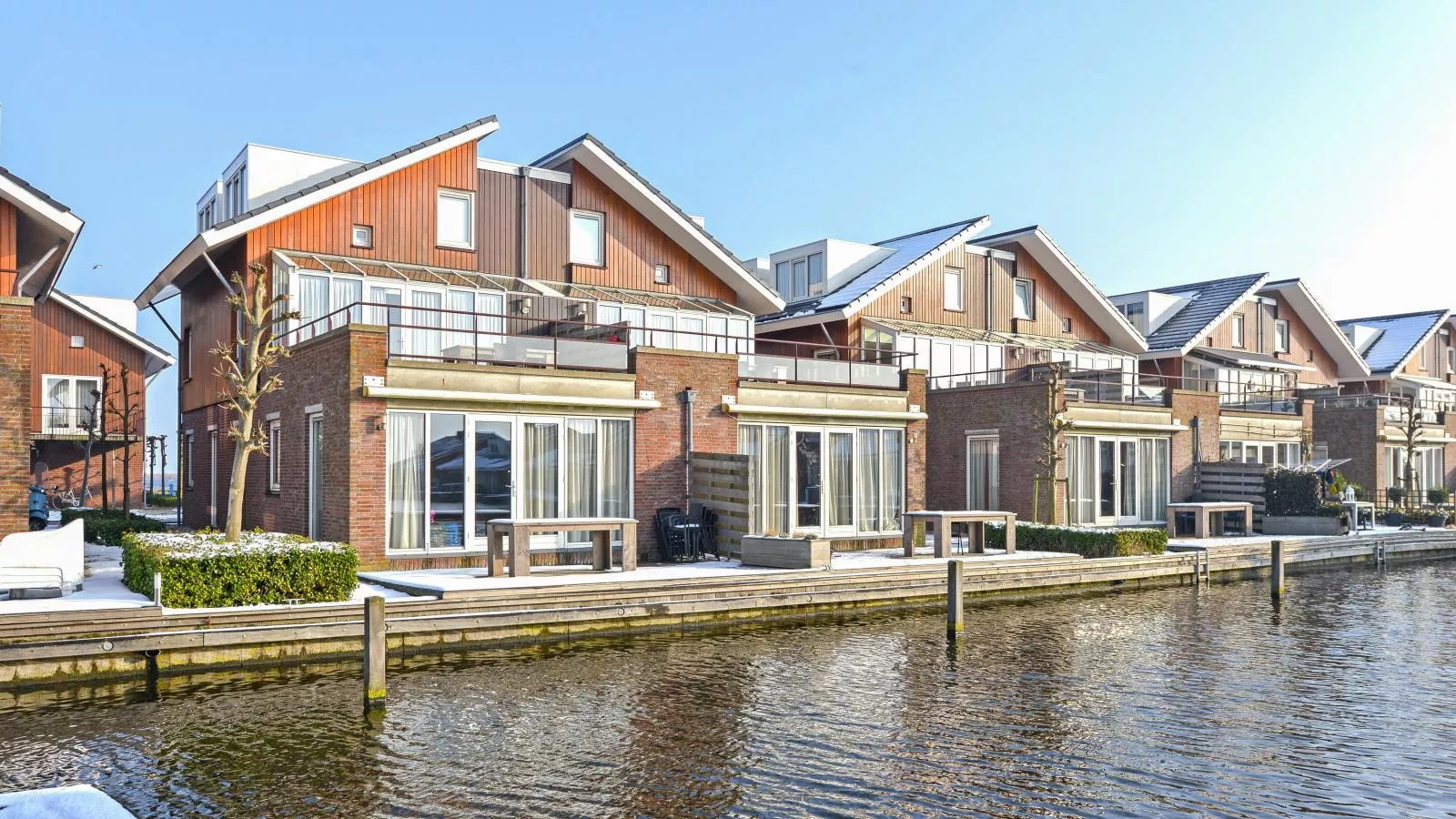 Assum Great-Exterior winter