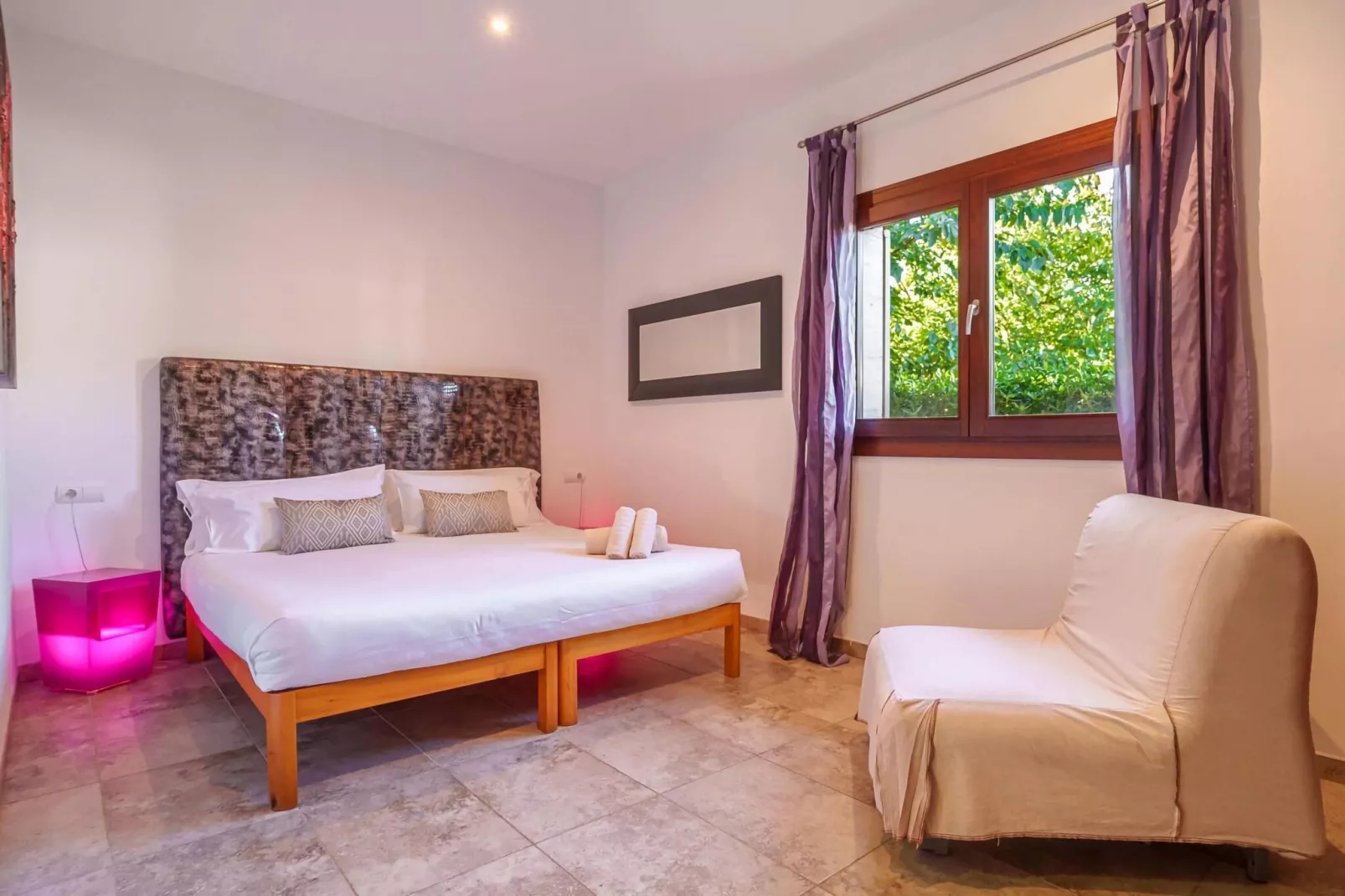 Eden Son Manyo 223-Bedroom