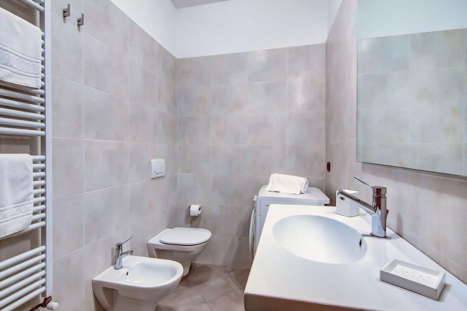 Rose di Fratta 4-Bathroom