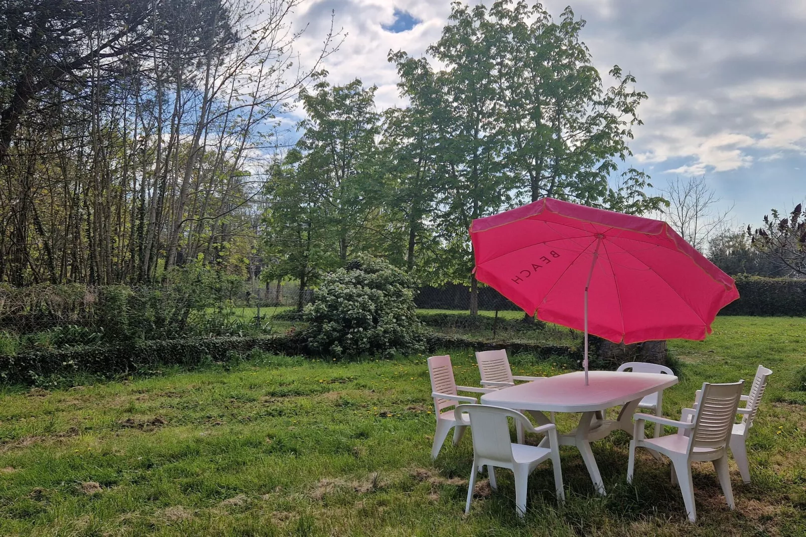 Semi-detached house Bénodet Kermaria-Gardens summer