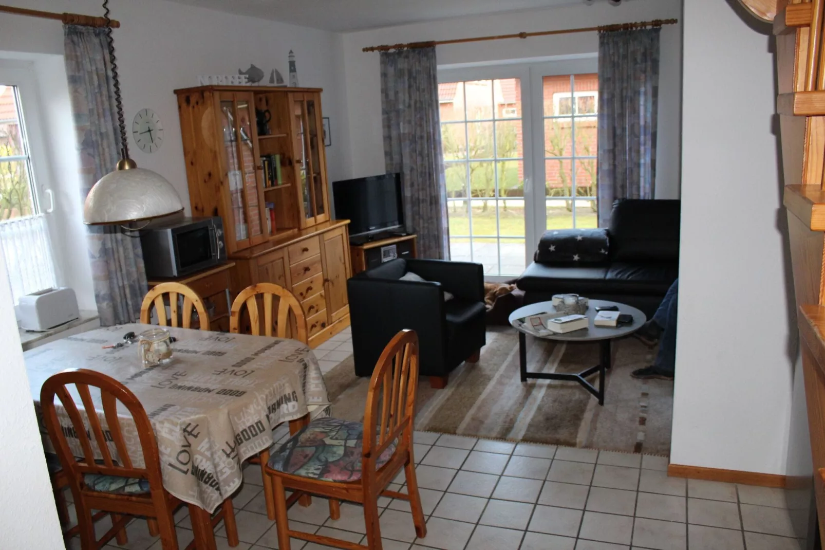 Ferienhaus Neßmersiel-Dining room