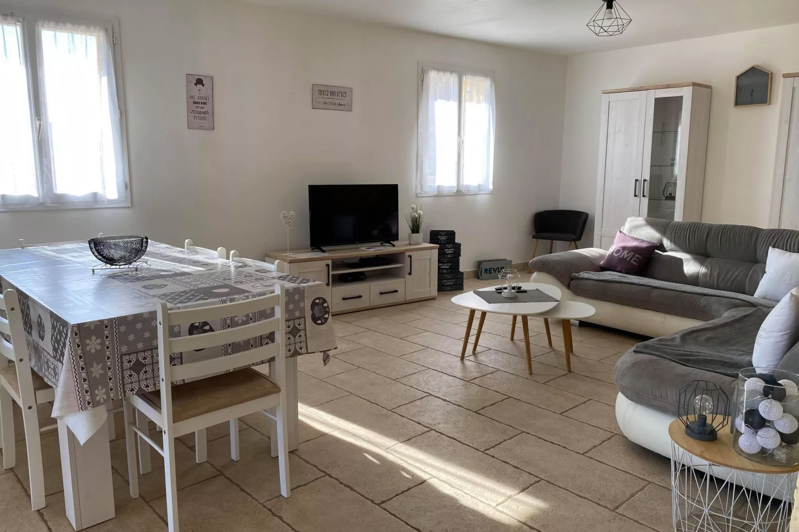 Le Mas-Living room