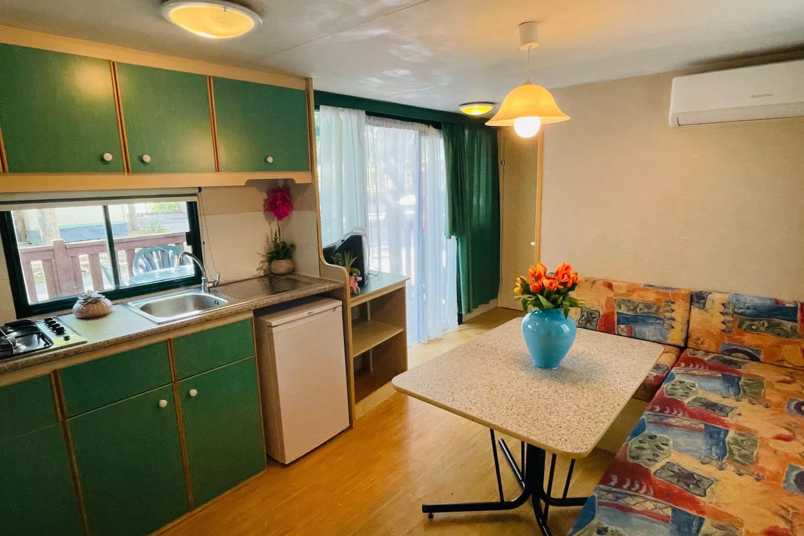Camping Punta Navaccia 1 - MH Standard-Living room